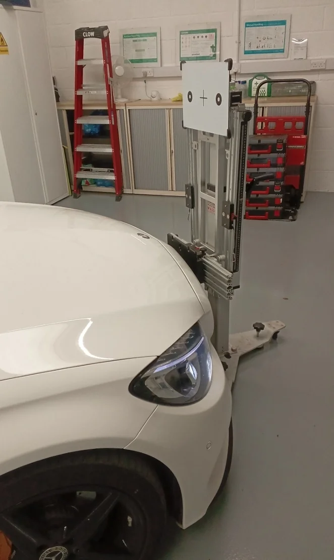 Mobile vs Service Center ADAS Calibration